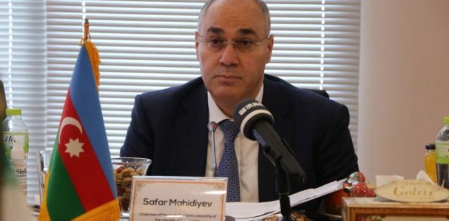 رئیس گمرک جمهوری آذربایجان بر مدیریت واحد گمرکات مرزی با ایران تاکید کرد